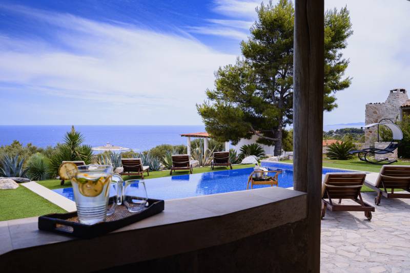 Where to Stay Hvar Island: Complete Location Guide