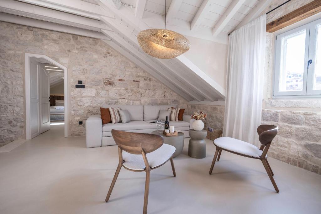 Villa Hvar Forkira elegant suite
