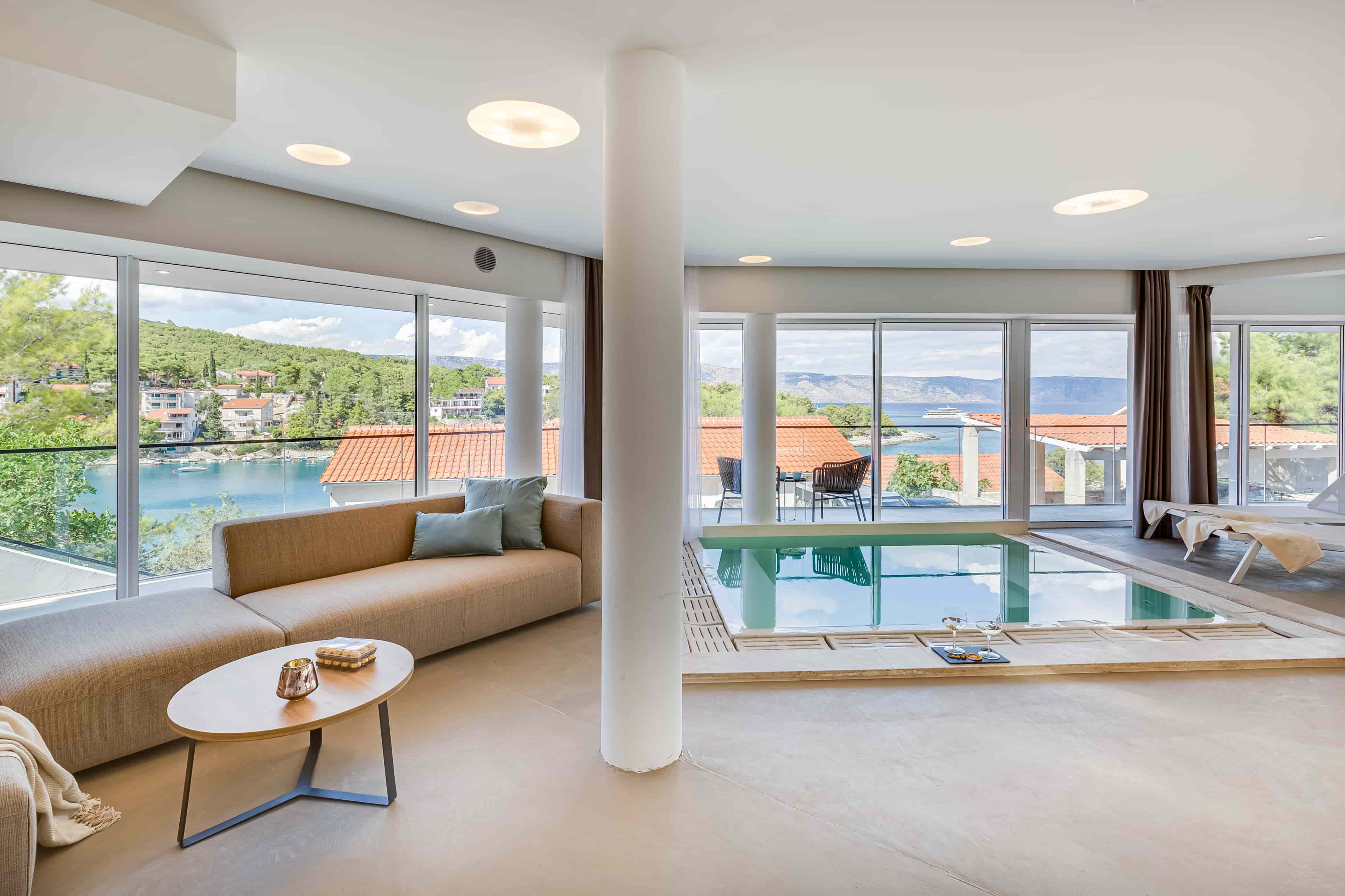 Villa Luxury Bay living room