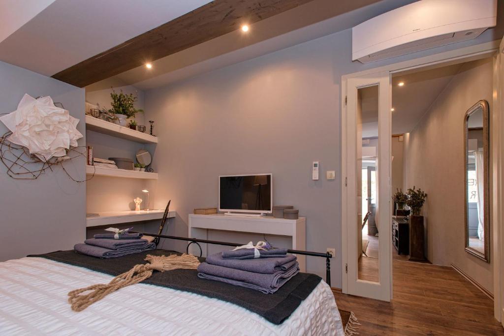 Hvar heritage kala description